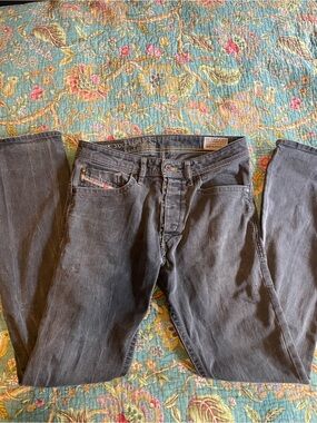 Diesel Relaxed Fit Gray-Black Denim Jeans